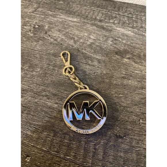 Michael Kors Gold Tone Key Chain charm MK Logo Circular Bag Charm Pendant - Picture 1 of 3